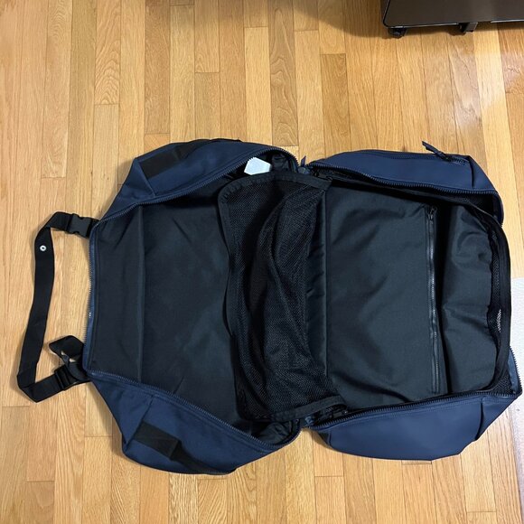 RAINS Travel Duffel Backpack - Large - Picture 7 of 10